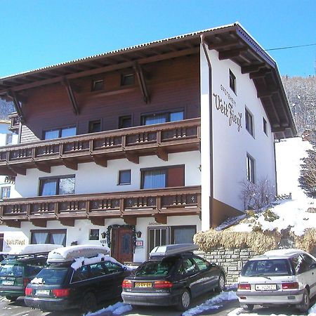 Gaestehaus Veit Fiegl Solden Bagian luar foto