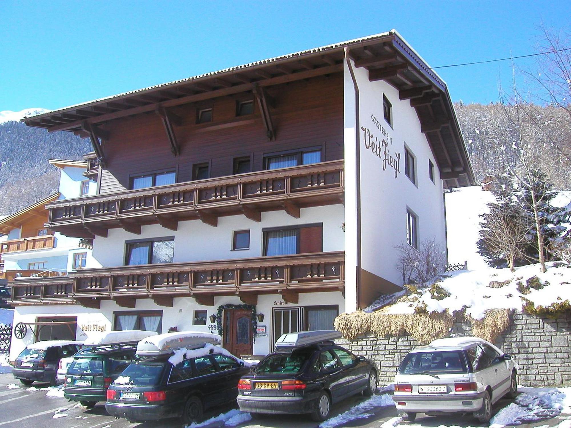 Gaestehaus Veit Fiegl Solden Bagian luar foto